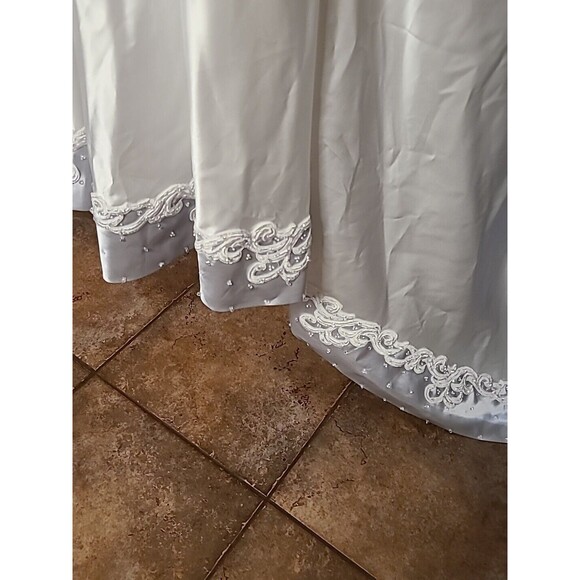 2  Piece Corset Wedding Dress  Size 6 Store Display $1145.00 Tag New Wit… - Picture 9 of 16